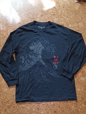 T&C Surf Designs Men's Black Kanagawa Wave Long Sleeve T Shirt Size L